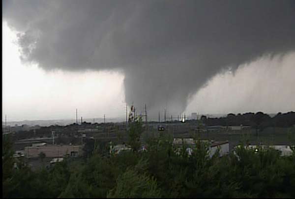 tuscaloosa tornado 2000. tuscaloosa tornado 2000.